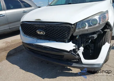 2016 Kia Sorento 2.4L Lx из США, поврежденный, VIN 5XYPG4A3XGG082706